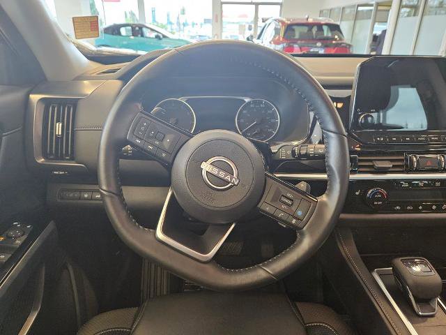 Certified 2025 Nissan Pathfinder SL AWD/4WD image 17