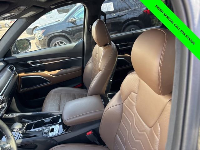 Used 2020 Kia Telluride SX w/ SX Prestige Package image 17