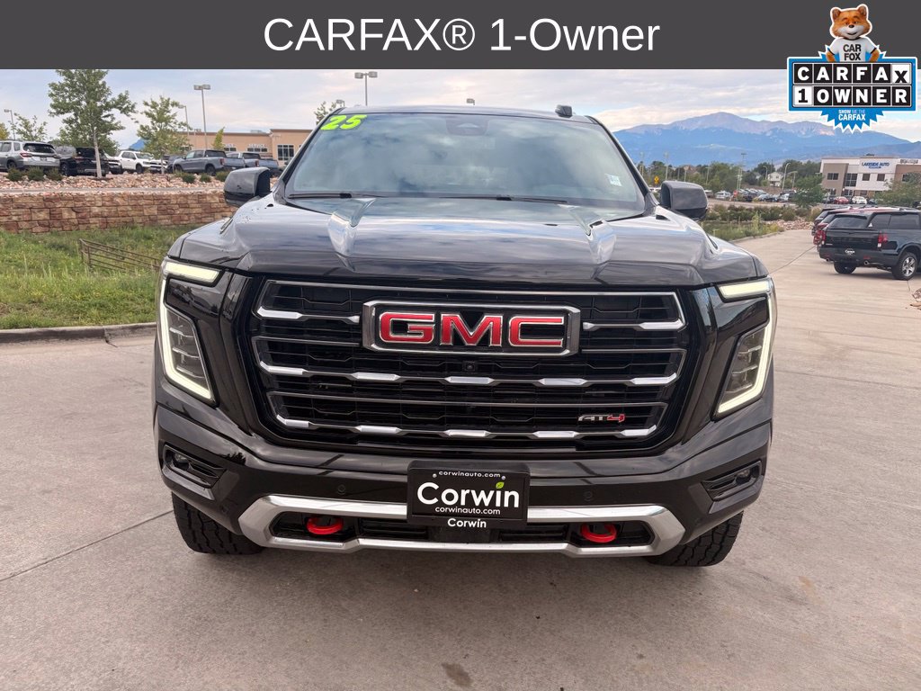 Used 2025 GMC Yukon AT4 AWD/4WD image 2