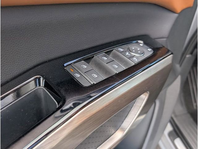 Used 2024 Nissan Pathfinder Platinum w/ Cargo Package image 16