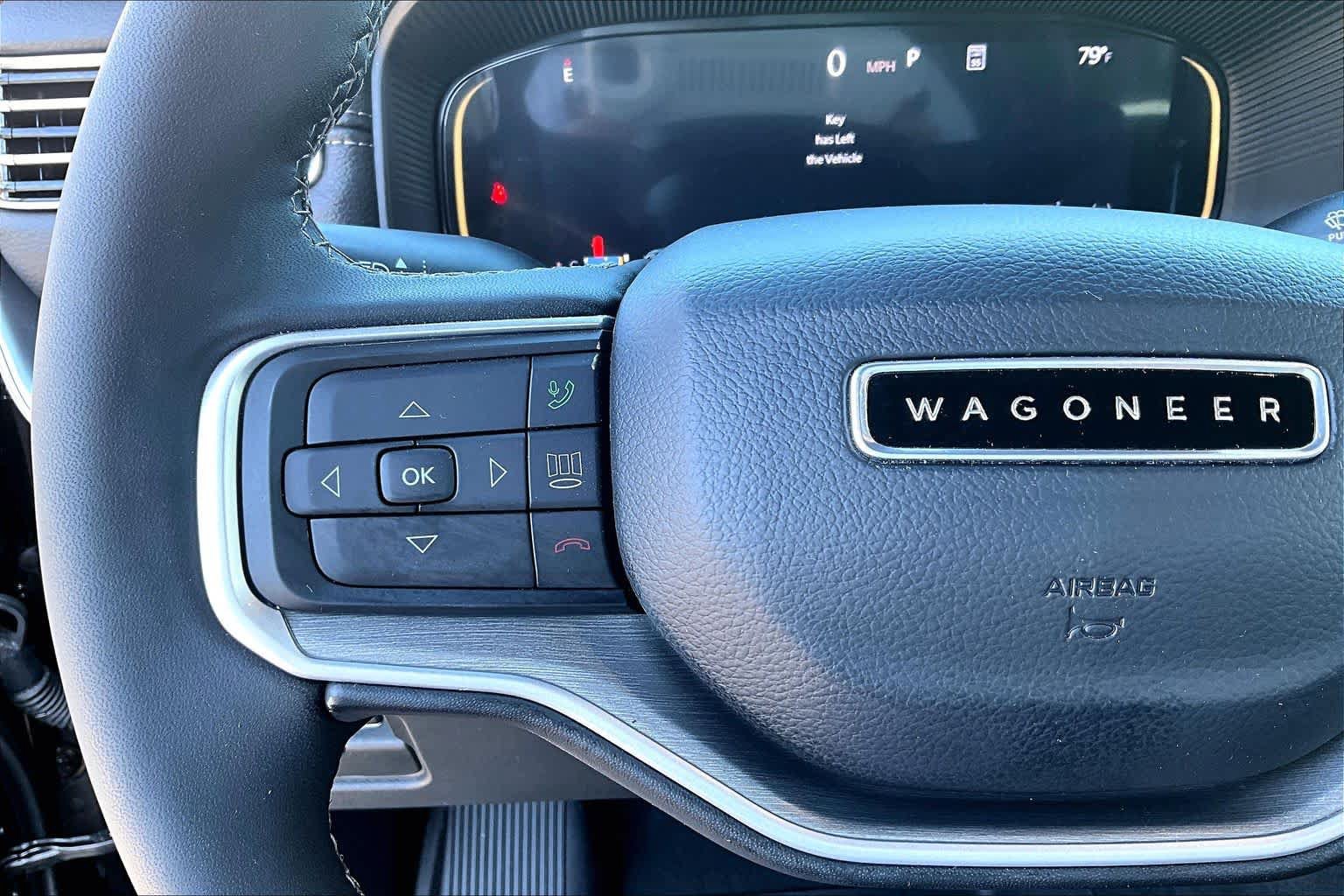 Used 2025 Jeep Wagoneer Series III w/ Premium Group I AWD/4WD image 23
