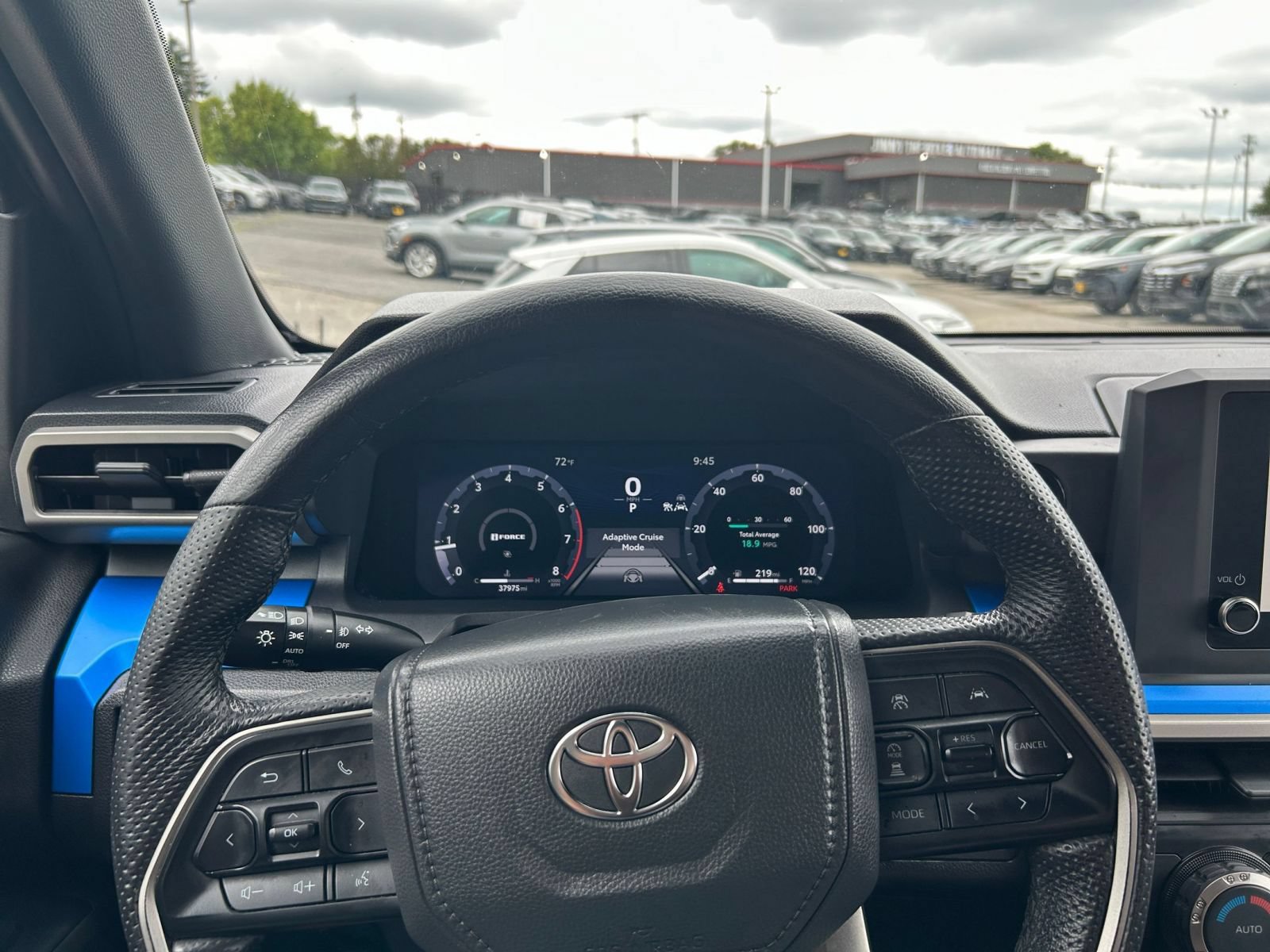 Used 2025 Toyota Tacoma TRD Off-Road AWD/4WD image 29