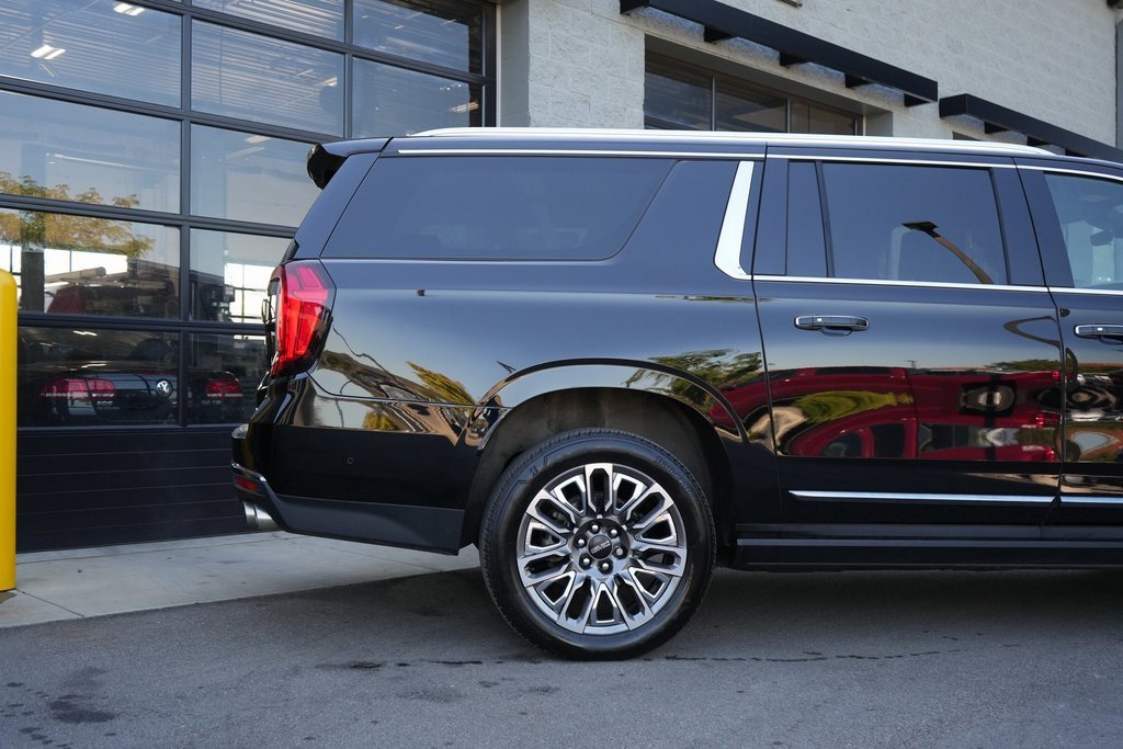 Used 2023 GMC Yukon XL Denali Ultimate image 5