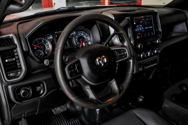 Used 2024 RAM 5500 Tradesman w/ Chrome Appearance Group AWD/4WD image 17