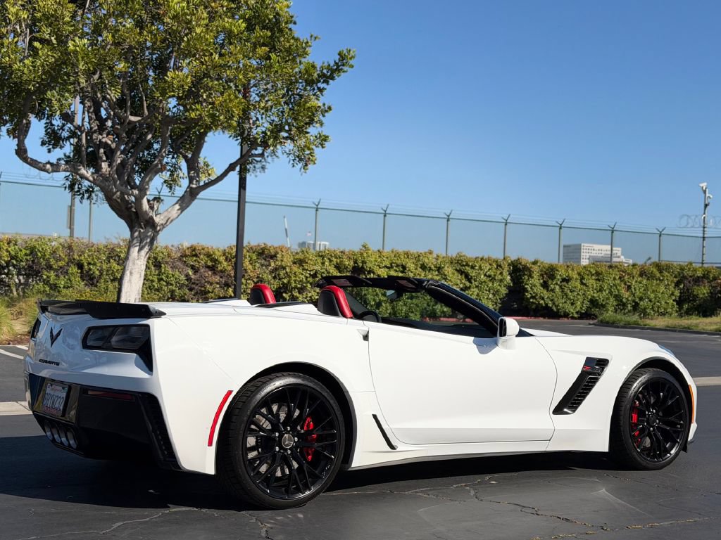 Used 2016 Chevrolet Corvette Z06 RWD image 11