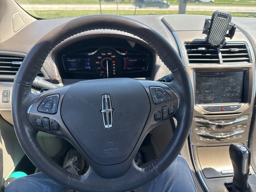 Used 2014 Lincoln MKX FWD image 13