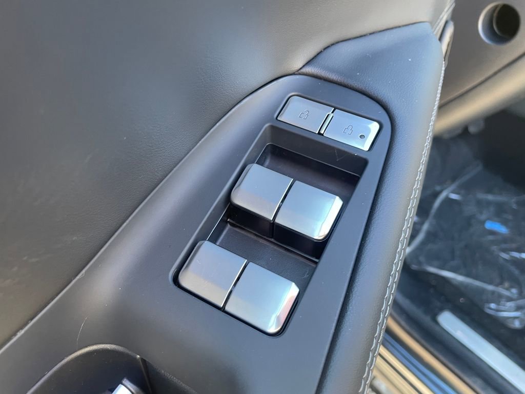 New 2025 Lincoln Navigator Reserve w/ Jet Appearance Package image 15