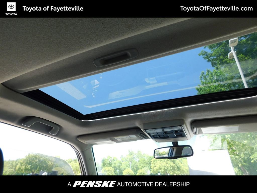 Used 2016 Toyota 4Runner SR5 Premium RWD image 4
