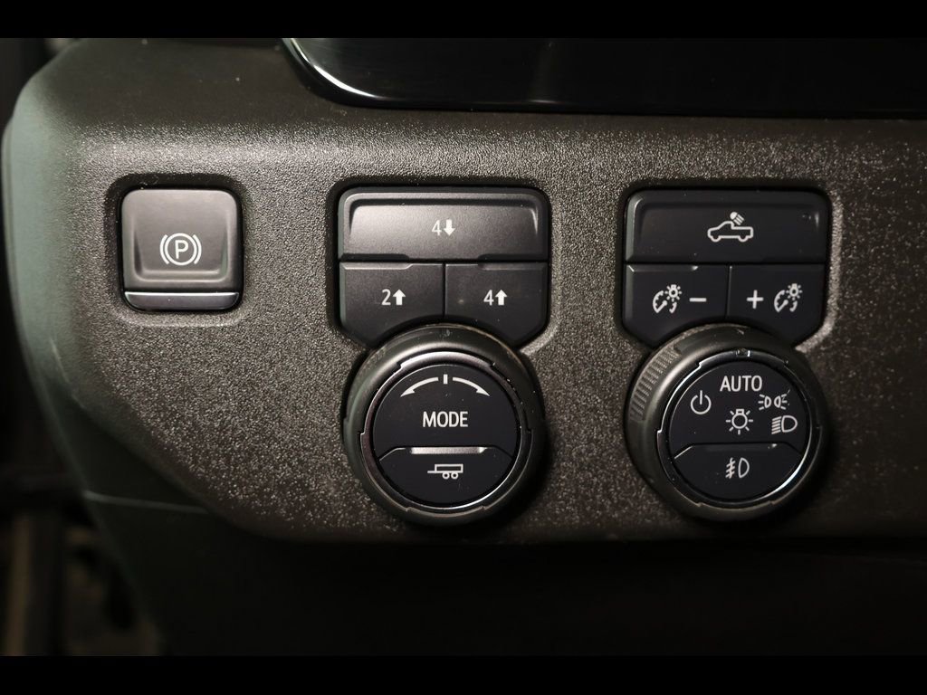 Used 2023 Chevrolet Silverado 1500 LT w/ Convenience Package II AWD/4WD image 14