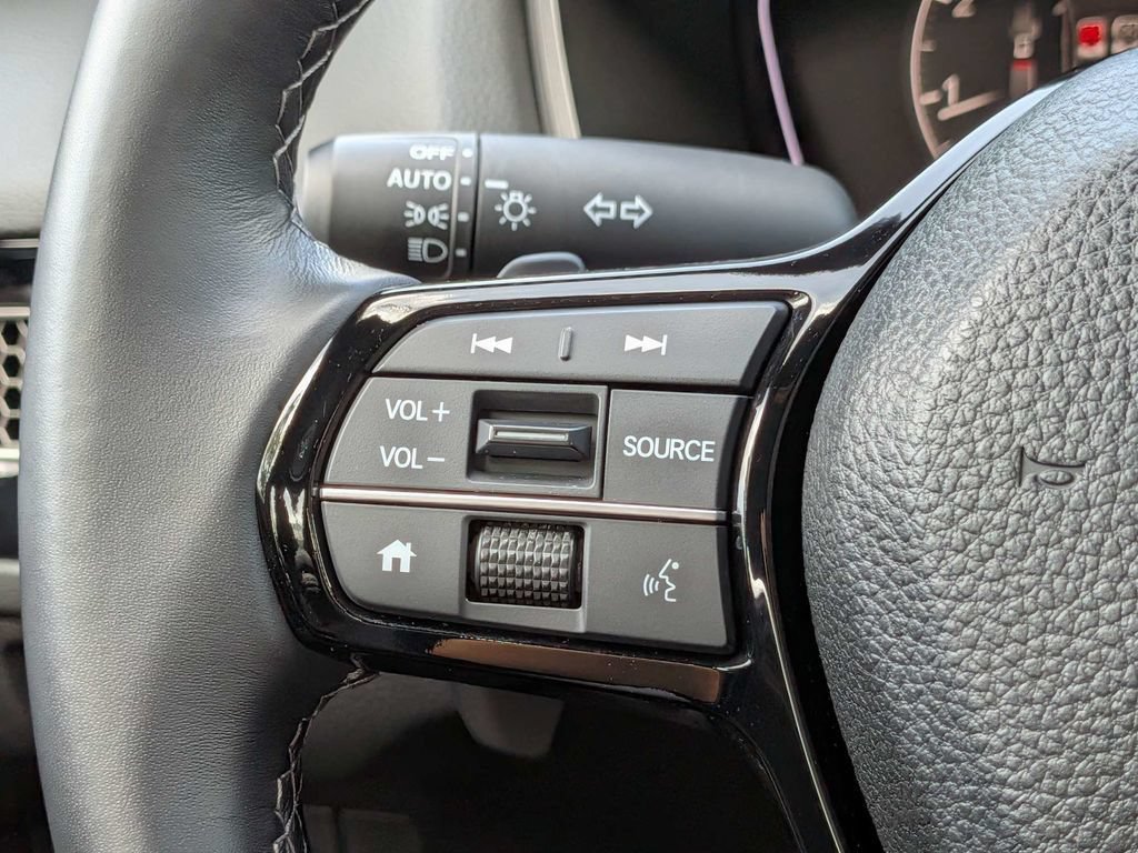 Used 2025 Honda Civic Sport image 23