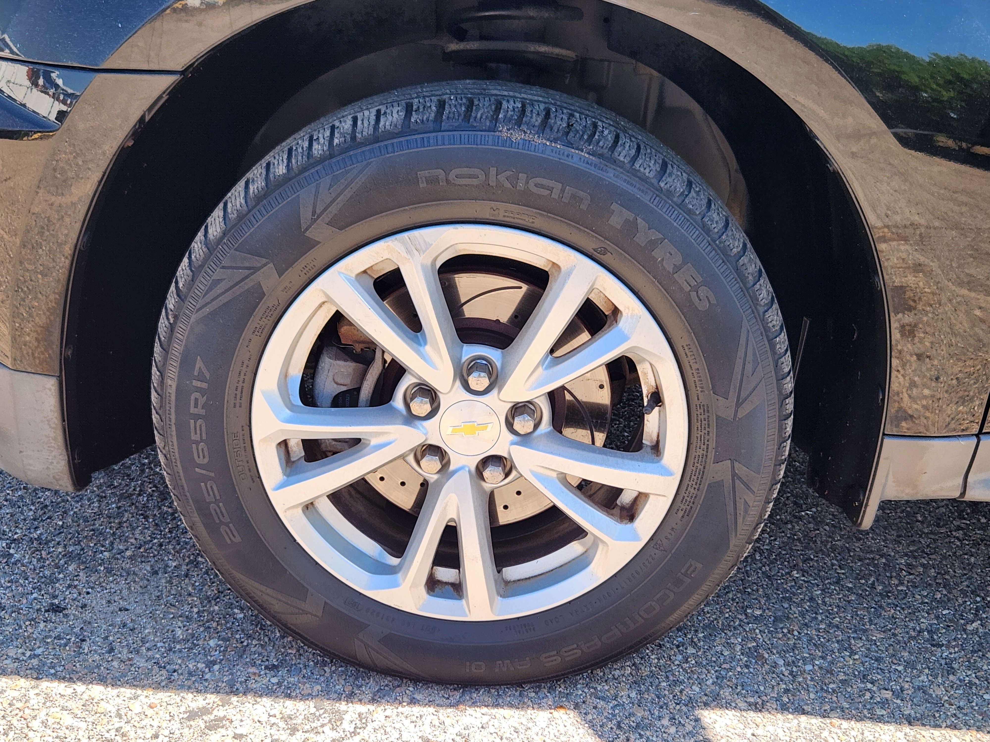 Used 2017 Chevrolet Equinox LT w/ Convenience Package AWD/4WD image 7