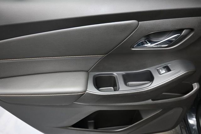 Used 2021 Chevrolet Traverse Premier w/ LPO, Floor Liner Package AWD/4WD image 19