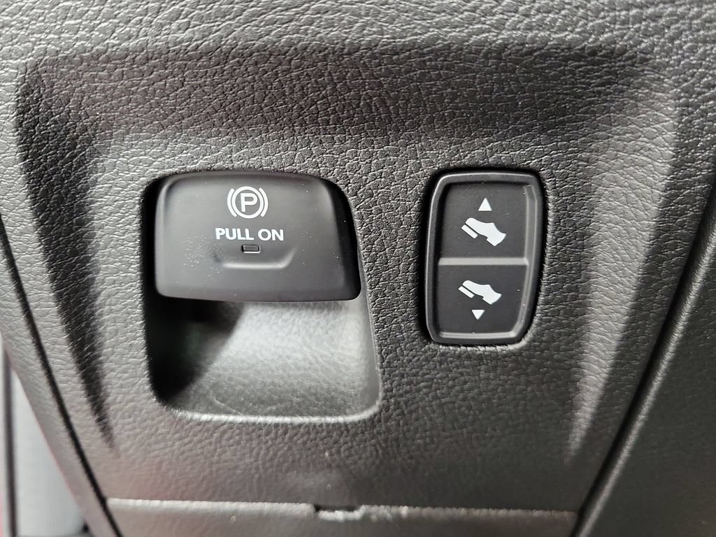 Used 2022 RAM 1500 Big Horn AWD/4WD image 30
