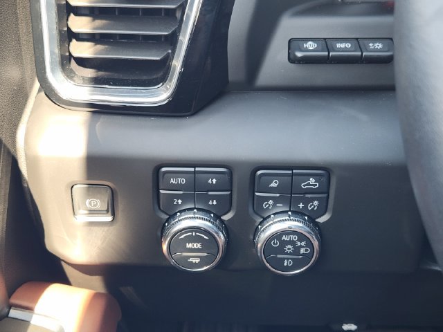 Used 2025 GMC Sierra 1500 Denali Ultimate AWD/4WD image 23