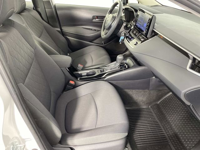 Used 2022 Toyota Corolla LE FWD image 11