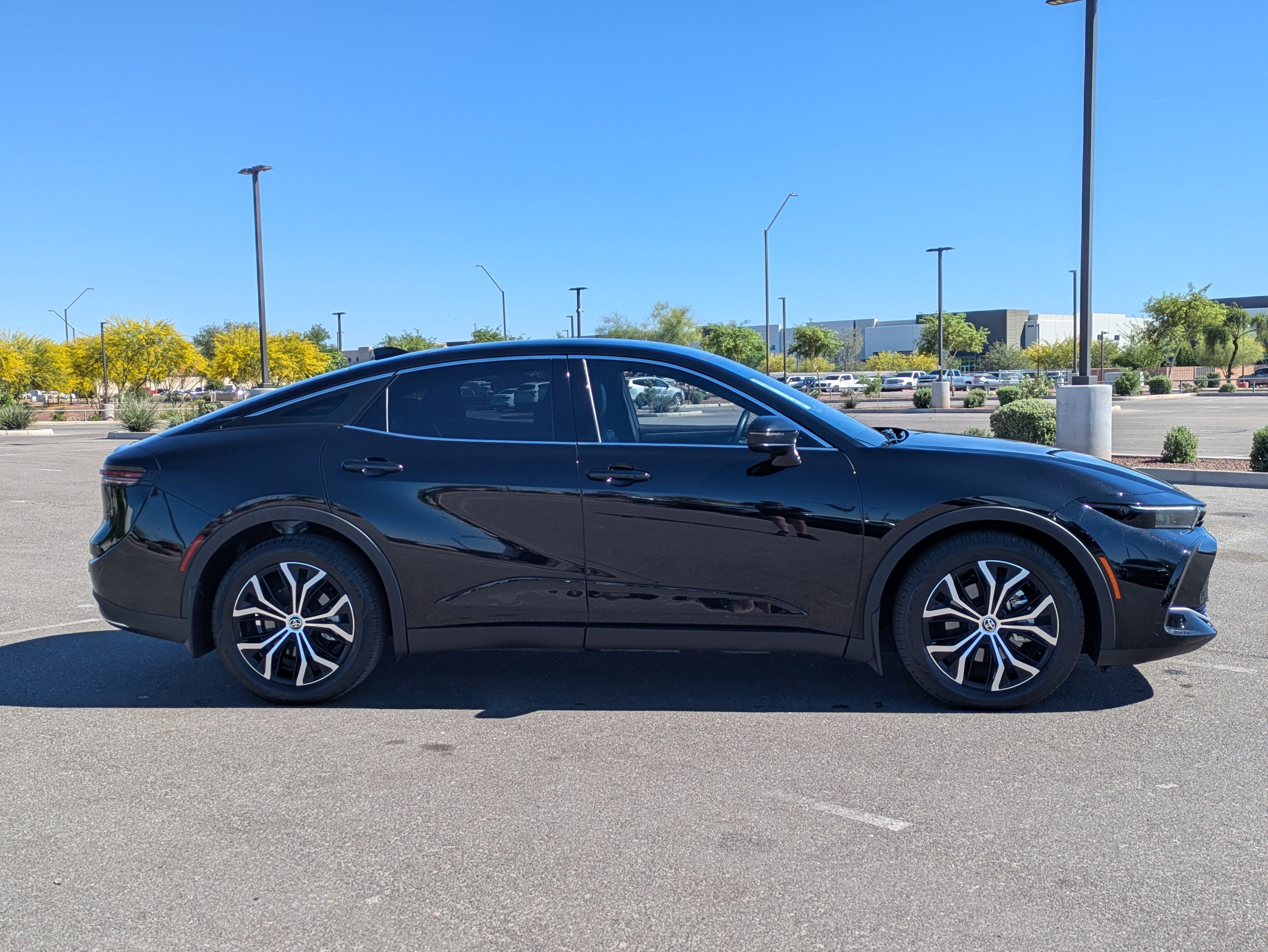 Used 2024 Toyota Crown XLE image 6