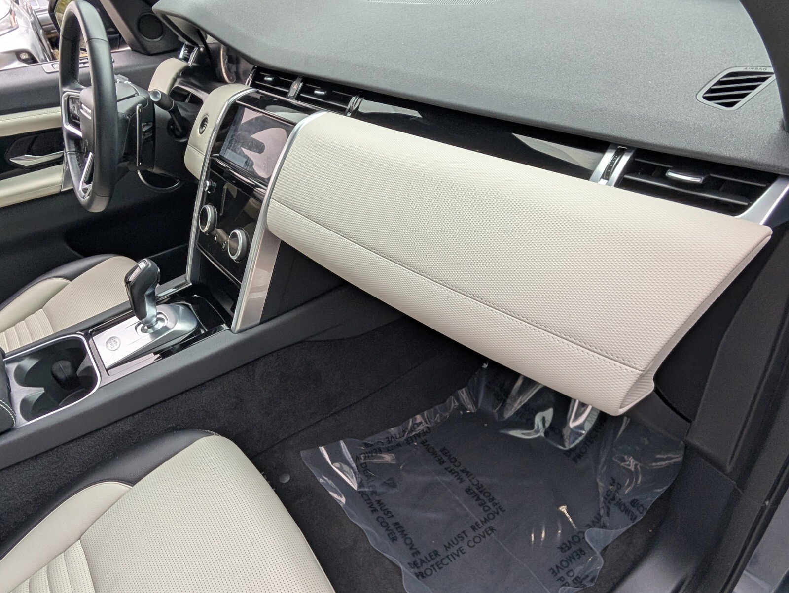 Used 2023 Land Rover Discovery Sport S R-Dynamic image 20