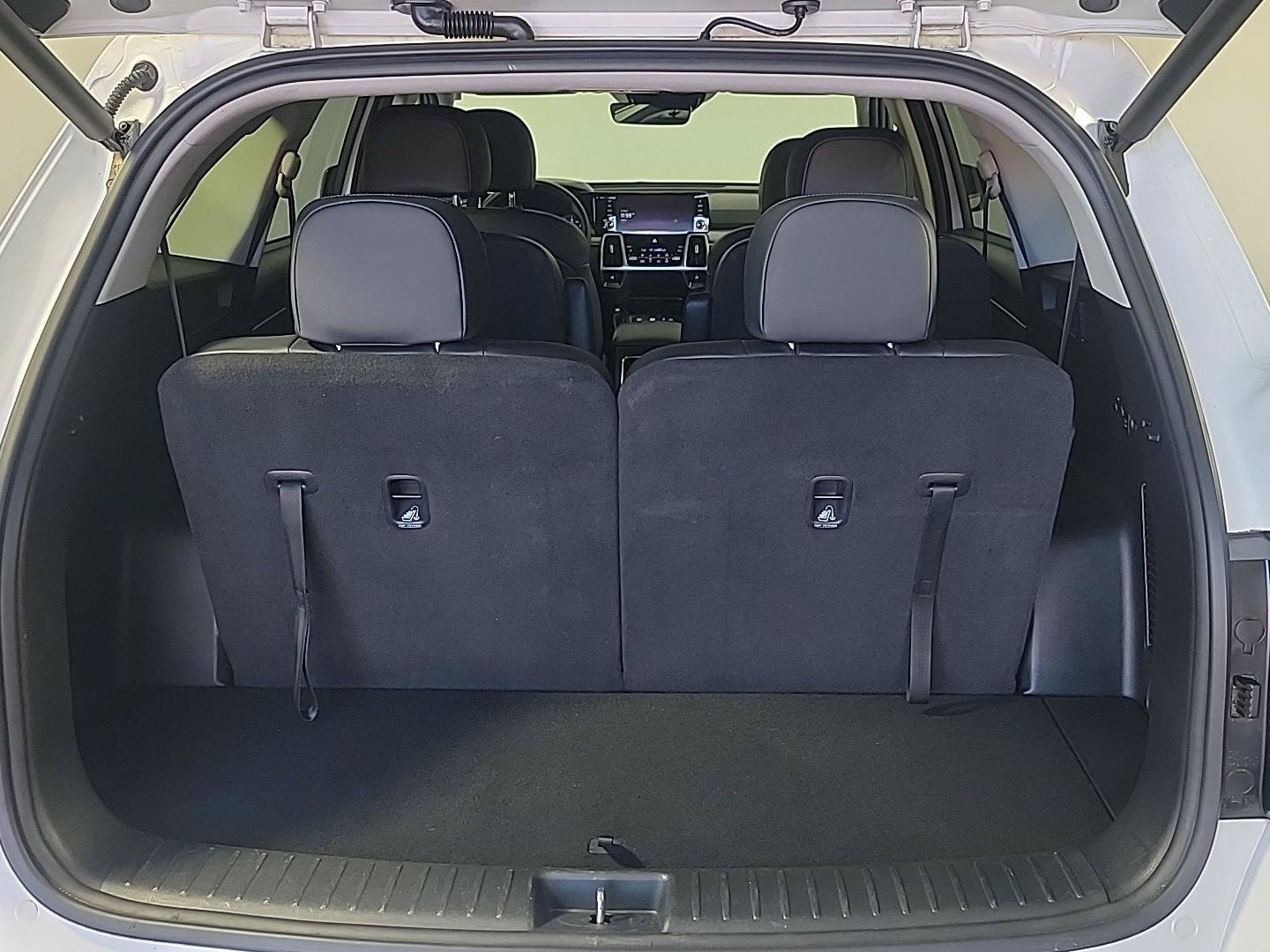 Used 2023 Kia Sorento EX AWD/4WD image 7