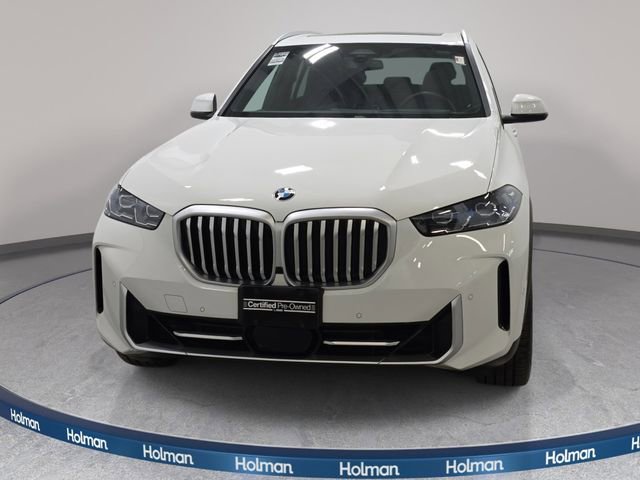 Certified 2026 BMW X5 xDrive40i w/ Premium Package AWD/4WD image 2