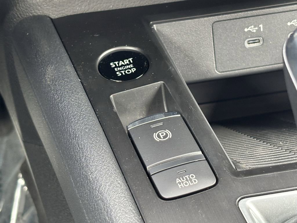 New 2026 Nissan Kicks S image 19