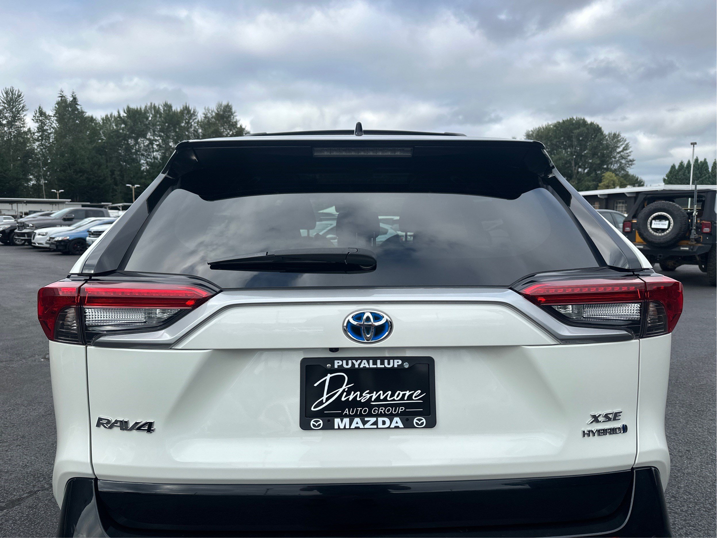 Used 2021 Toyota RAV4 XSE AWD/4WD image 26