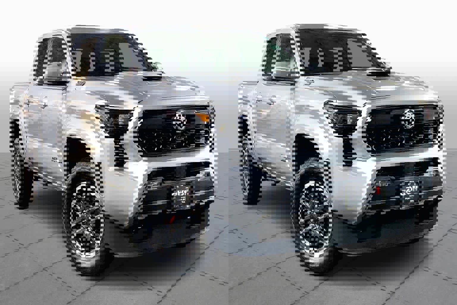 Certified 2025 Toyota Tacoma TRD Sport image 2