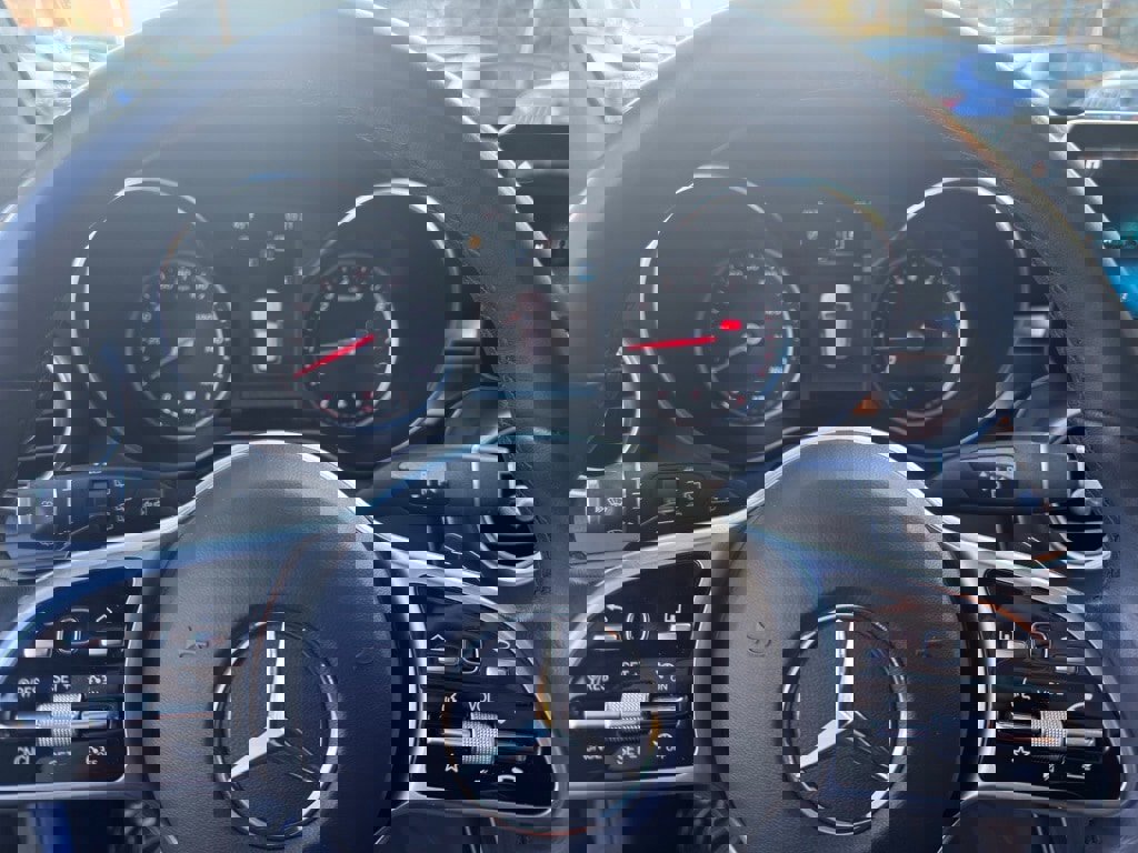 Used 2022 Mercedes-Benz GLC 300 4MATIC image 19