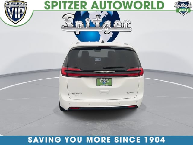 Used 2025 Chrysler Pacifica Select FWD image 8