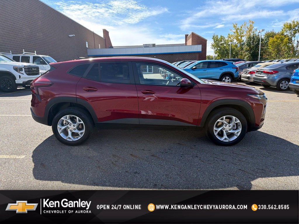 Used 2025 Chevrolet Trax LS w/ LS Convenience Package