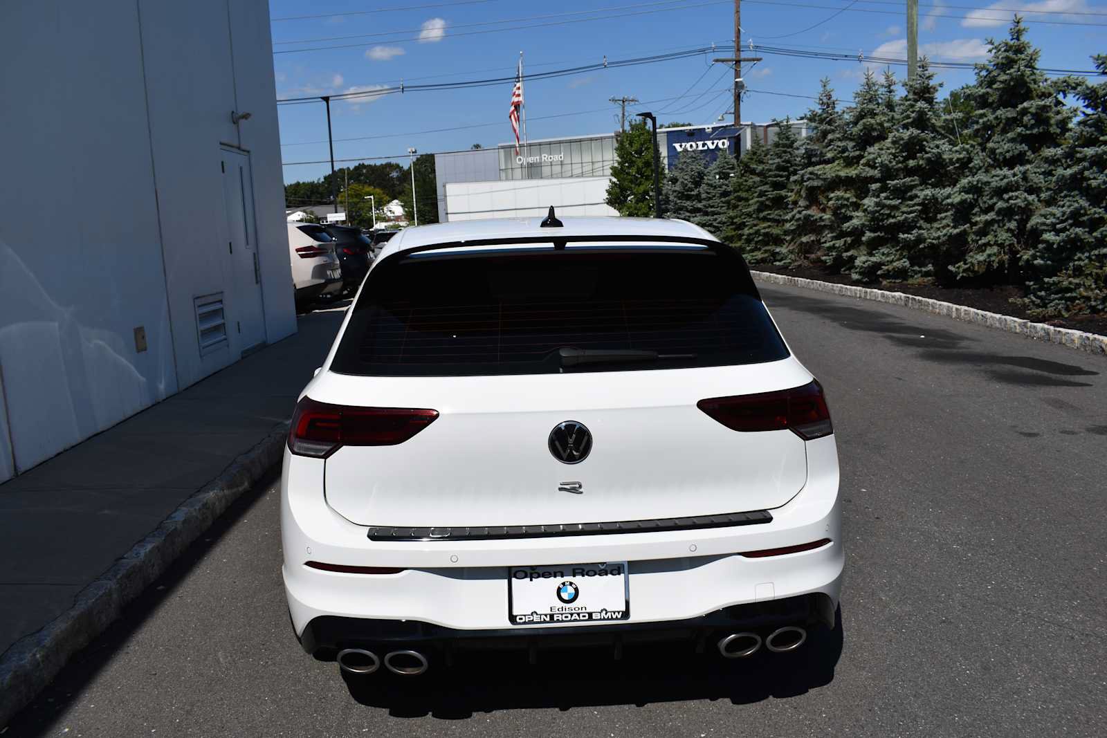 Used 2024 Volkswagen Golf R AWD/4WD image 6