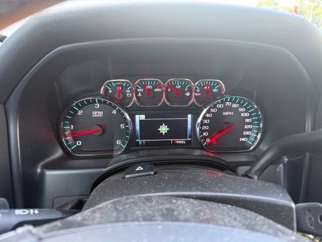 Used 2018 Chevrolet Silverado 1500 LT w/ All Star Edition AWD/4WD image 28