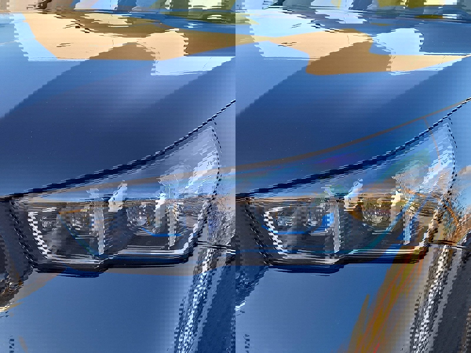 Used 2024 BMW 540i xDrive w/ Premium Package image 9