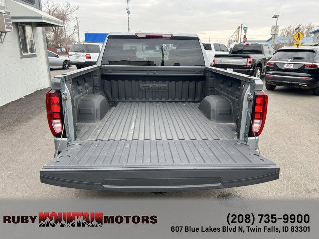 Used 2025 GMC Sierra 1500 SLE image 15