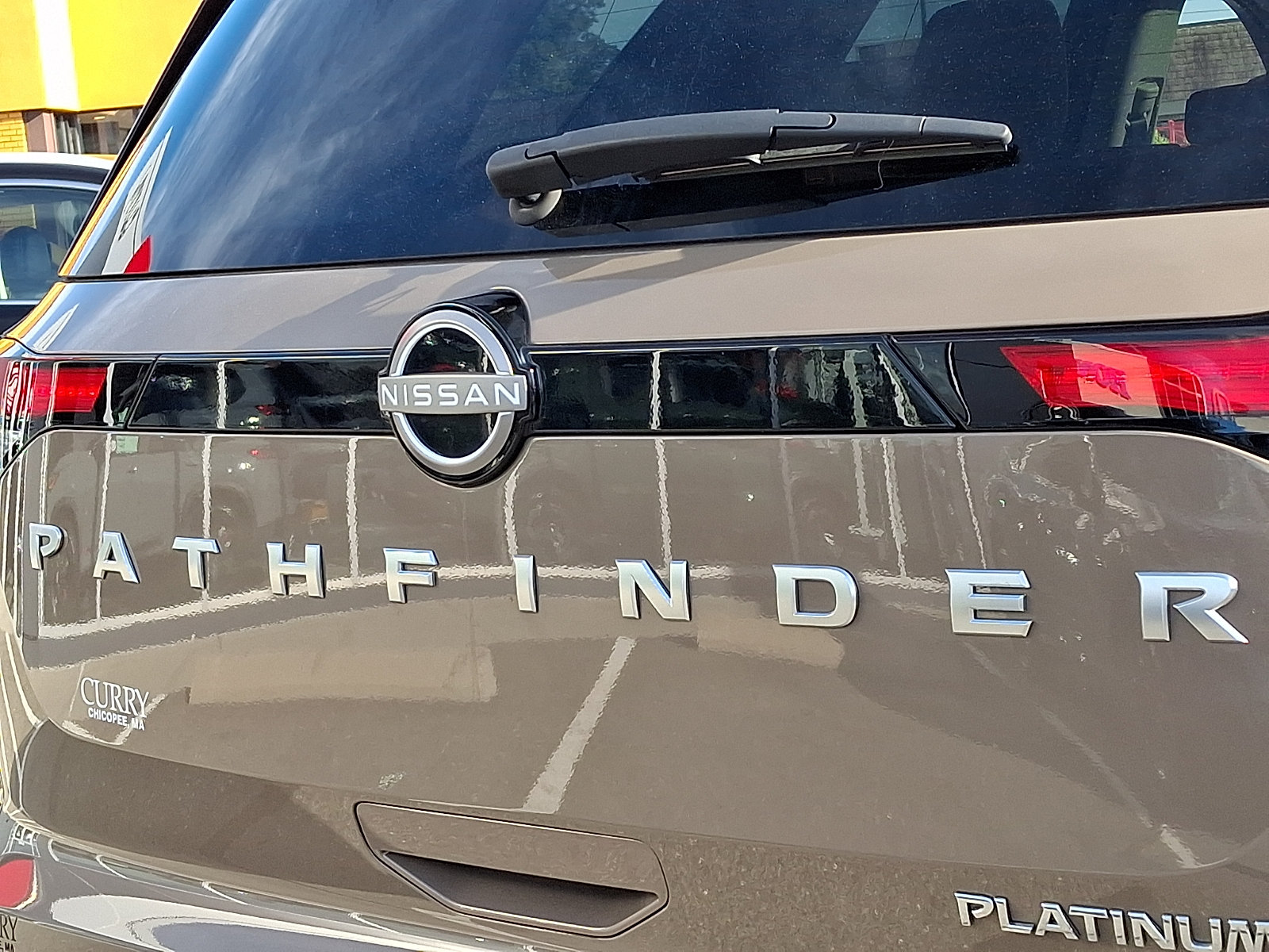 Used 2024 Nissan Pathfinder Platinum w/ Cargo Package AWD/4WD image 33
