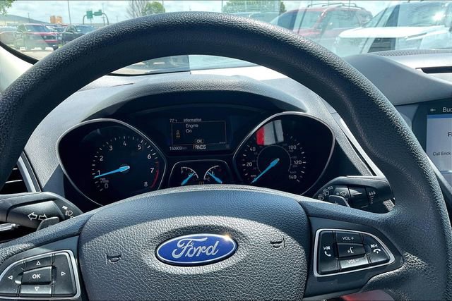 Used 2017 Ford Escape SE w/ Equipment Group 201A image 18