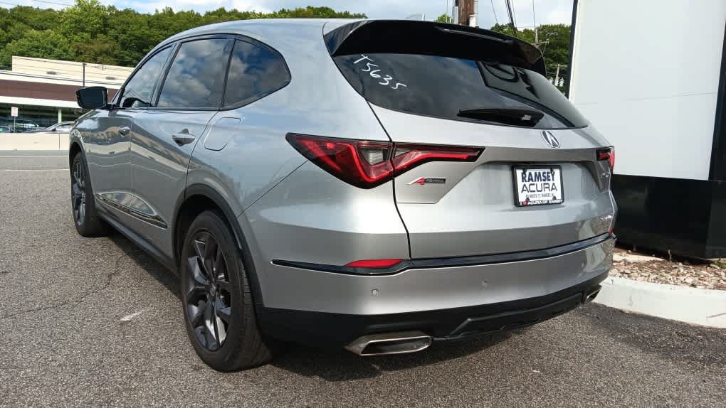 Used 2022 Acura MDX A-Spec AWD/4WD image 3