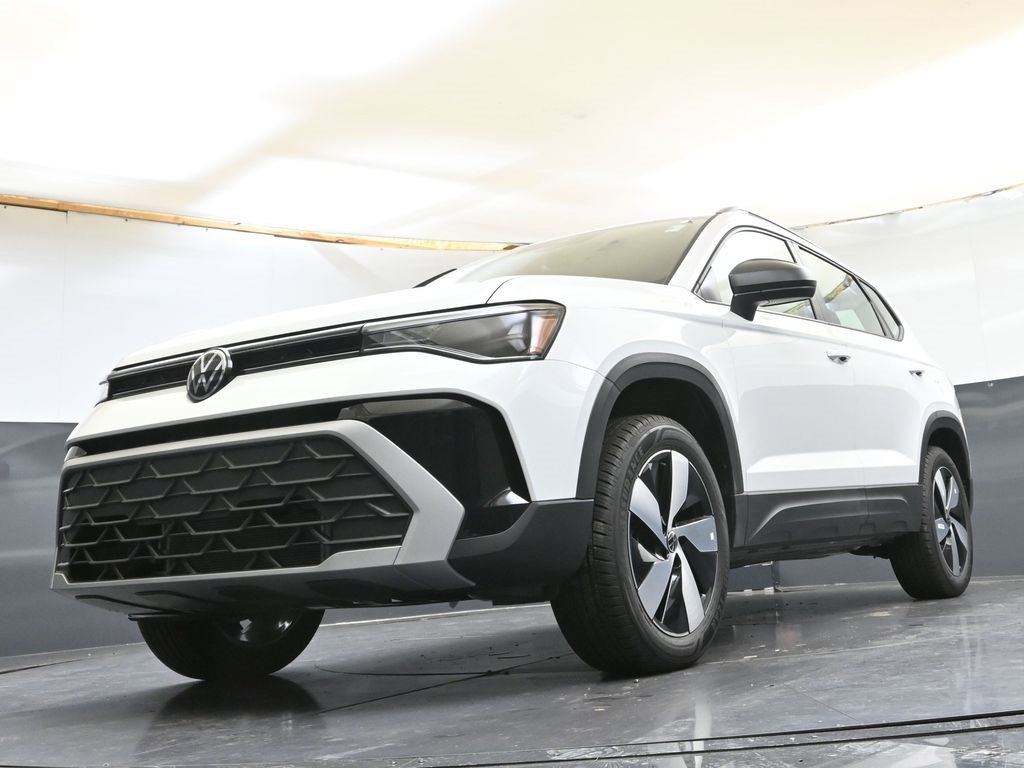 New 2025 Volkswagen Taos S image 34