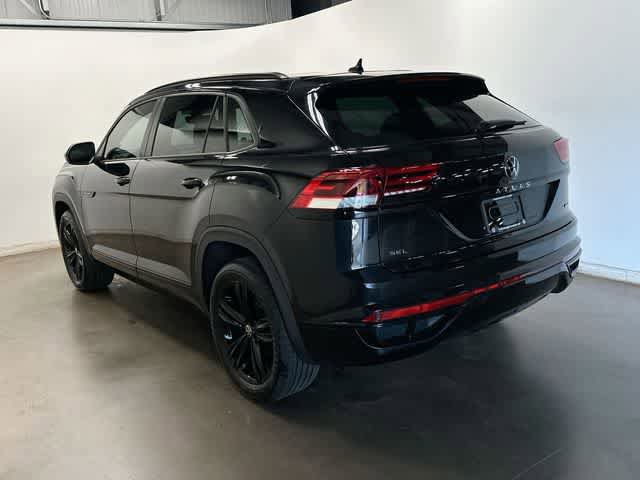 Used 2023 Volkswagen Atlas Cross Sport SEL R-Line AWD/4WD image 32