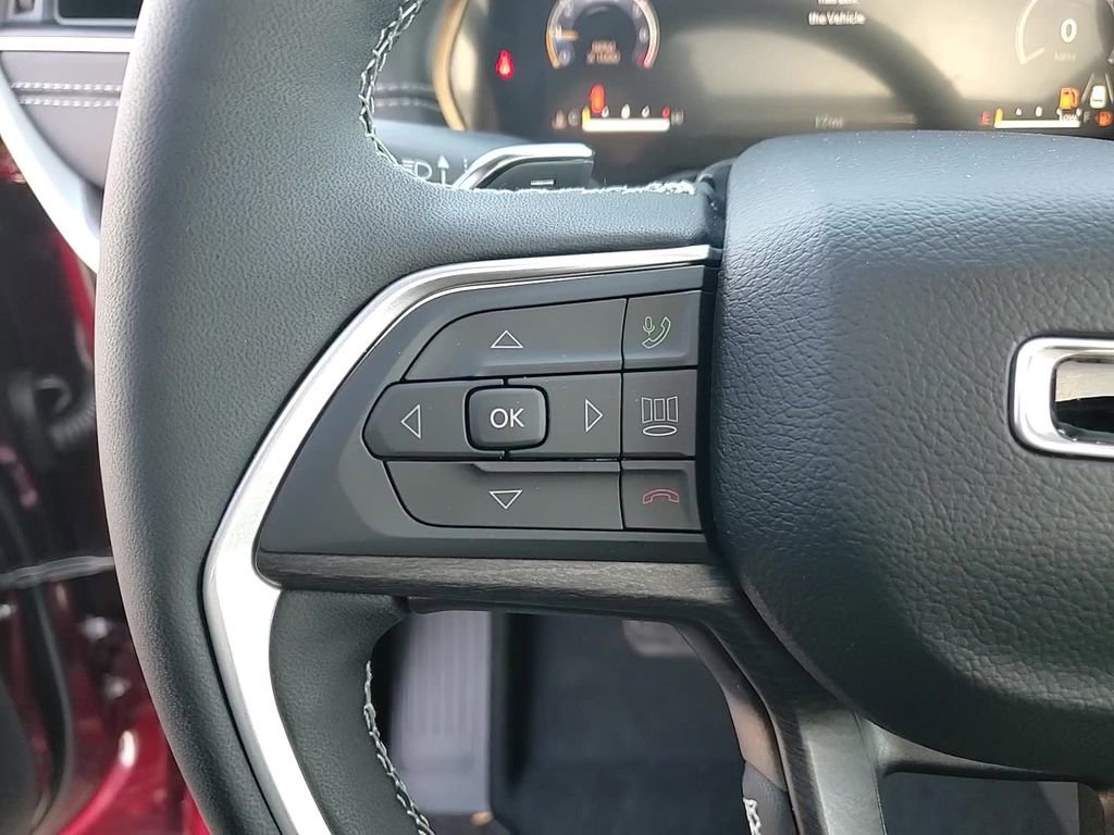 New 2025 Jeep Grand Cherokee Limited w/ MOPAR Finishing Package image 14