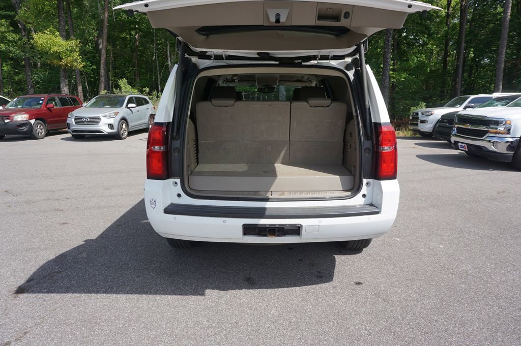 Used 2016 Chevrolet Tahoe LT w/ Luxury Package AWD/4WD image 16