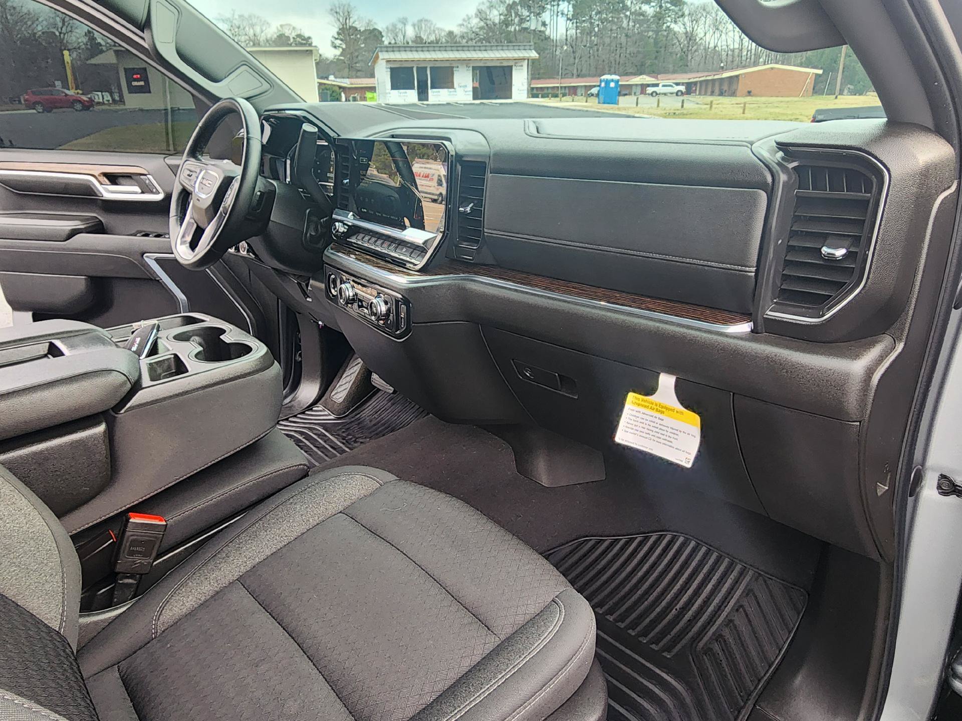 Used 2023 GMC Sierra 1500 SLE AWD/4WD image 10