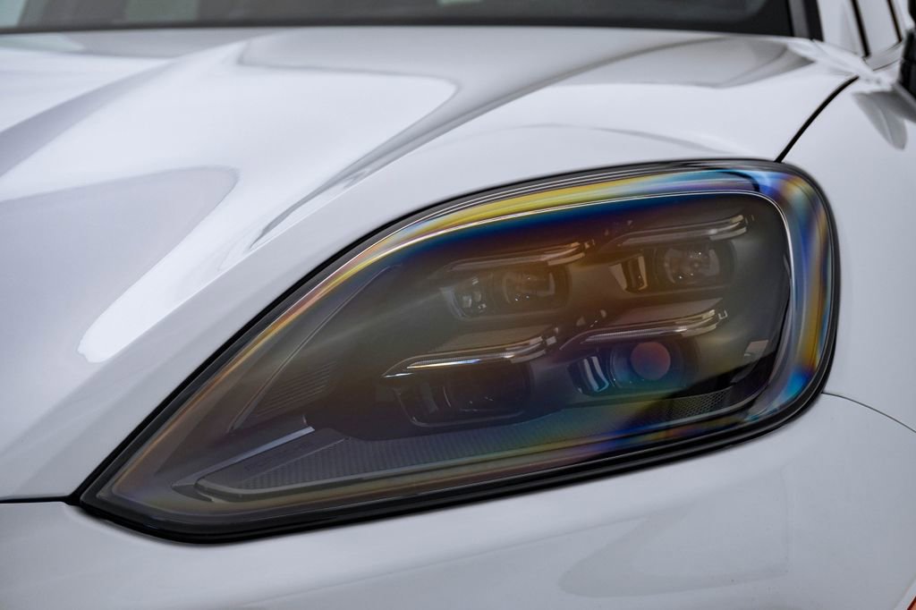 New 2026 Porsche Cayenne Coupe image 7