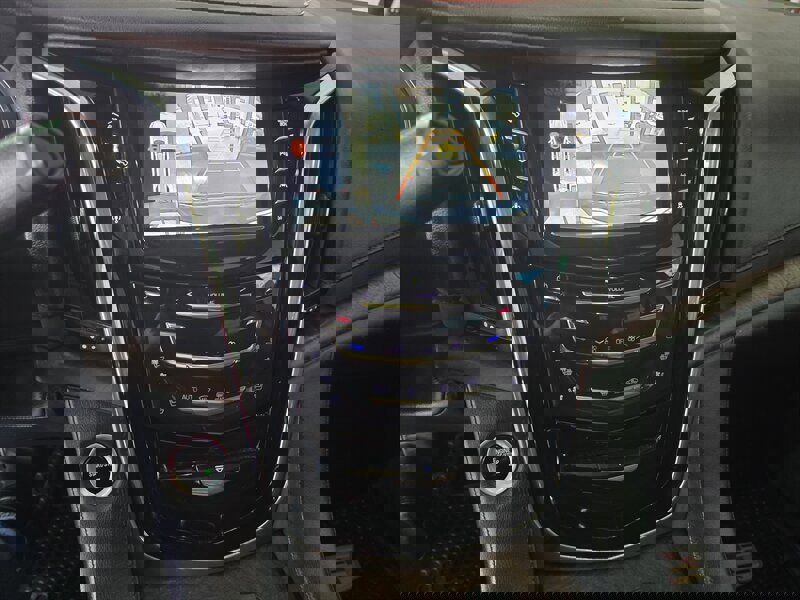 Used 2016 Cadillac Escalade ESV Luxury image 24