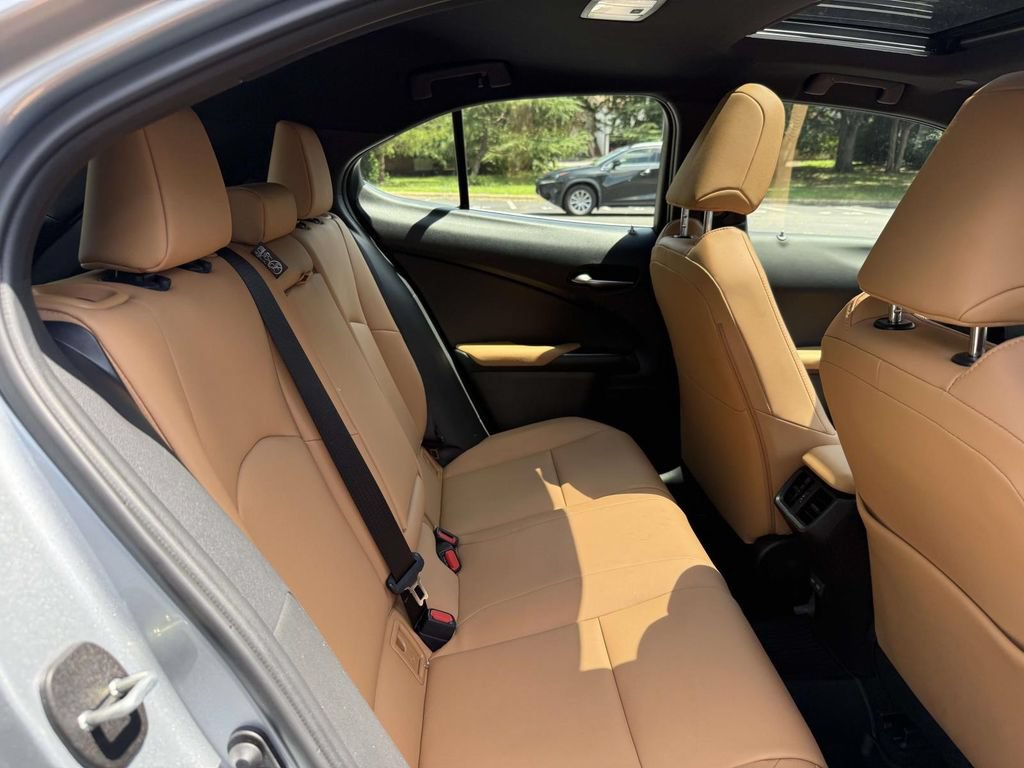 Used 2025 Lexus UX 300h AWD w/ Accessory Package (Z1) image 16