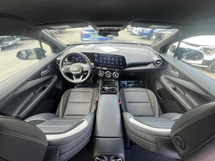 Used 2024 Chevrolet Blazer EV LT image 23