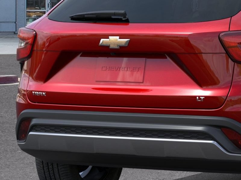 New 2026 Chevrolet Trax LT w/ Sunroof Package FWD image 15