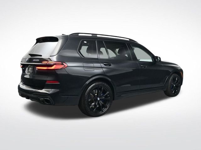 Used 2024 BMW X7 M60i w/ Executive Package image 4