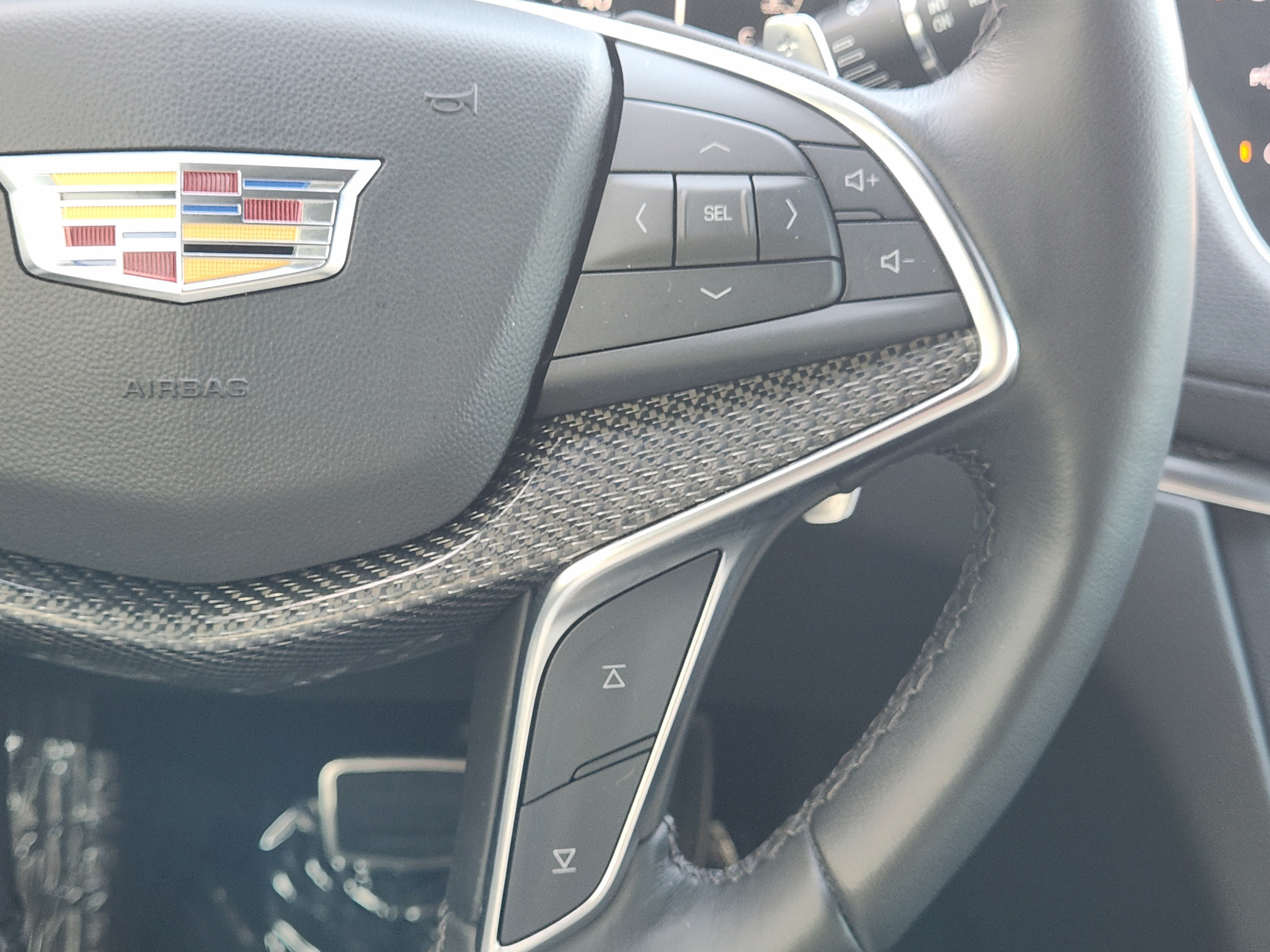 Used 2024 Cadillac XT5 Sportv w/ Technology Package AWD/4WD image 24