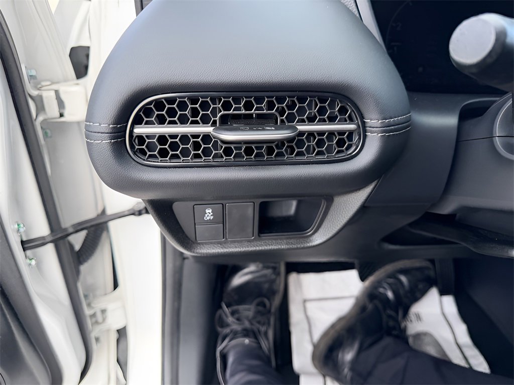 Used 2023 Honda HR-V EX-L image 23