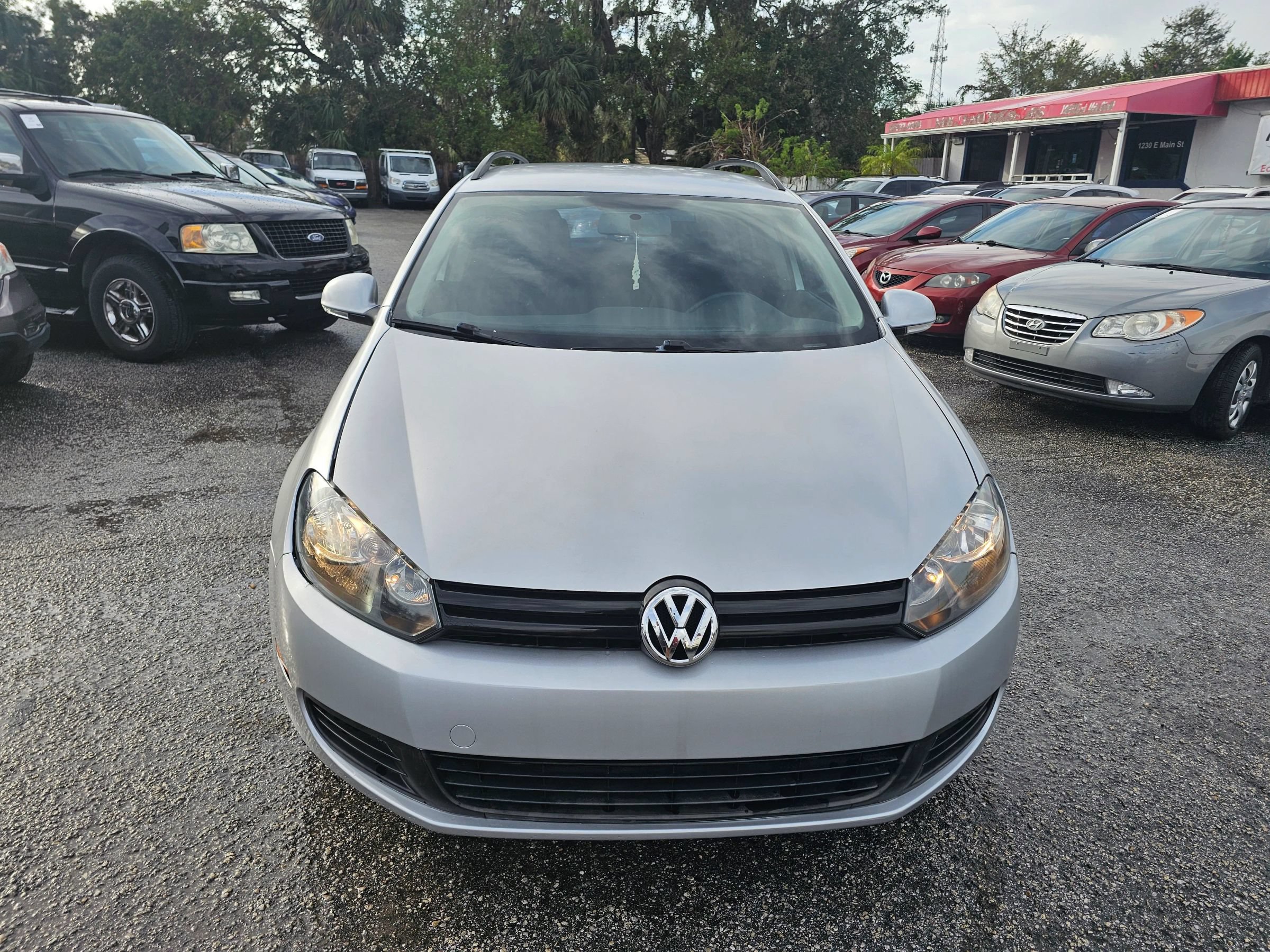 Used 2013 Volkswagen Jetta S FWD image 2